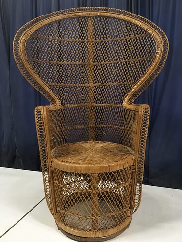 Peacock-Chair-Large-Vintage-Wicker-or-Rattan-Chair-7